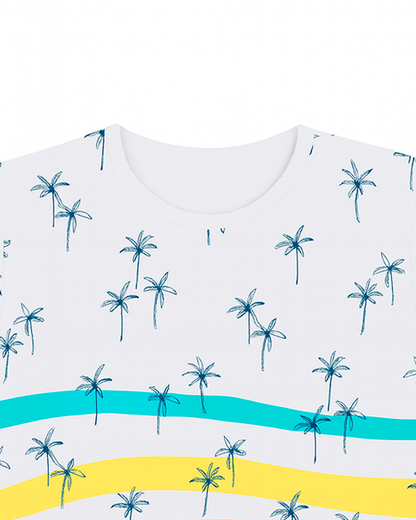 Camiseta Blanca Estampada con Palmeras y Franjas de Colores