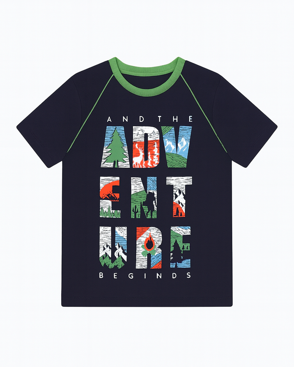 Camiseta Negra Estampada “And The Adventure Begins”