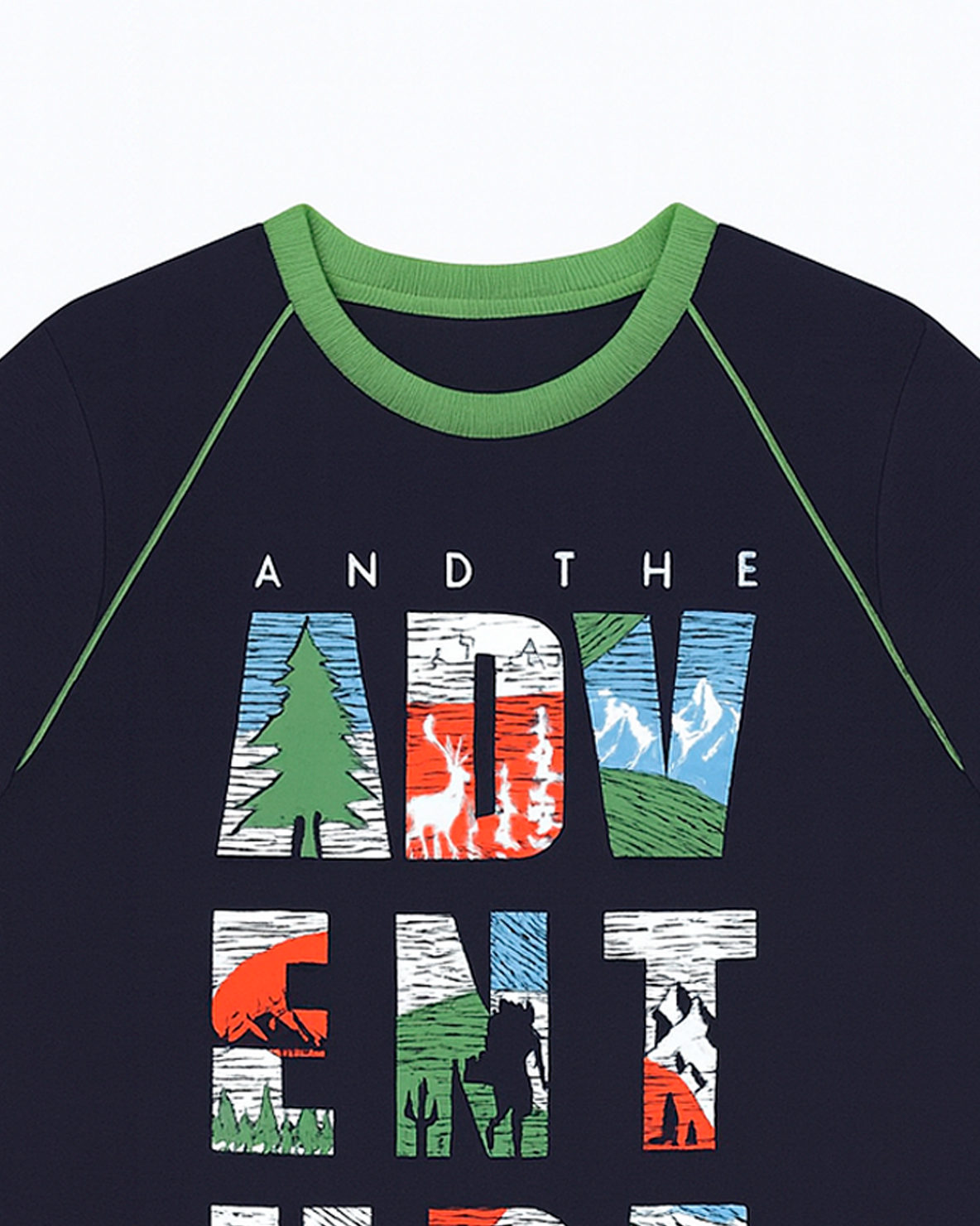 Camiseta Negra Estampada “And The Adventure Begins”