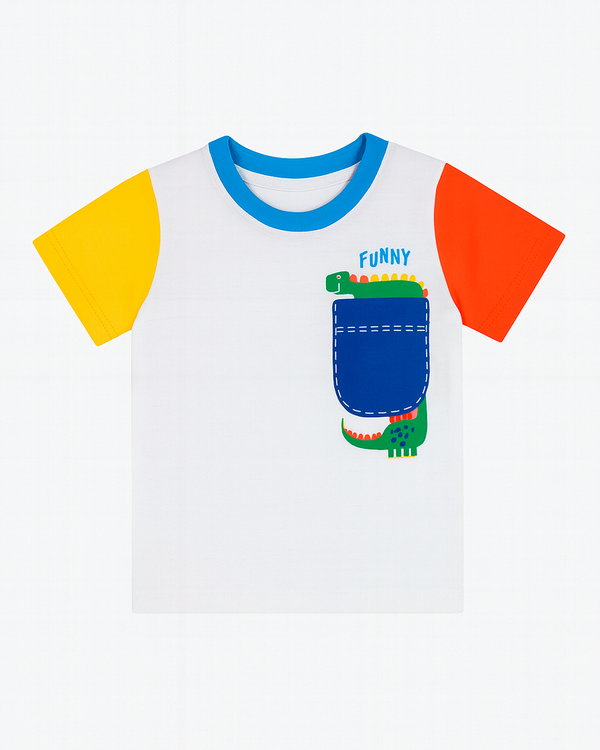 Camiseta Blanca con Bolsillo Azul