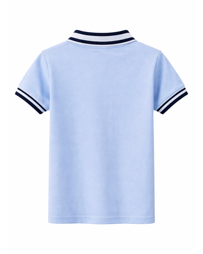 Camiseta Tipo Polo Azul Claro con Detalles en Contraste