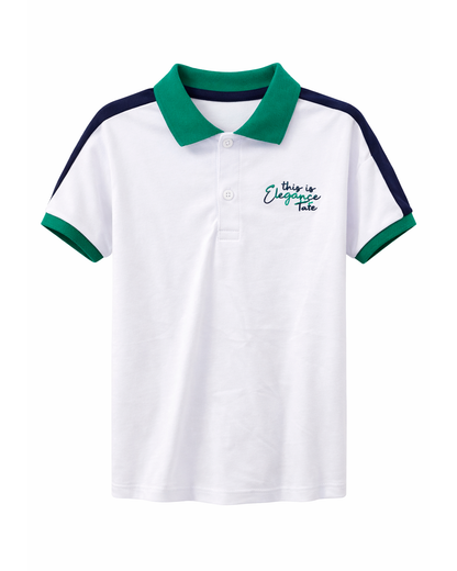 Polo Blanco con Cuello Verde y Detalles en Contraste