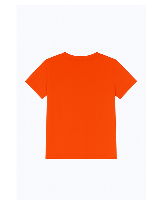 Camiseta naranja estampada con diseño gráfico