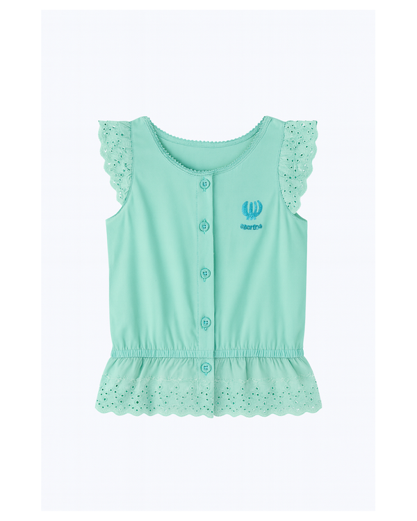 Blusa verde menta con mangas y ruedo en ojalillo