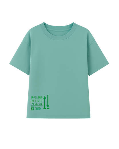 Camiseta Oversize Verde Menta con Estampado Tipográfico