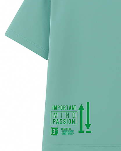 Camiseta Oversize Verde Menta con Estampado Tipográfico
