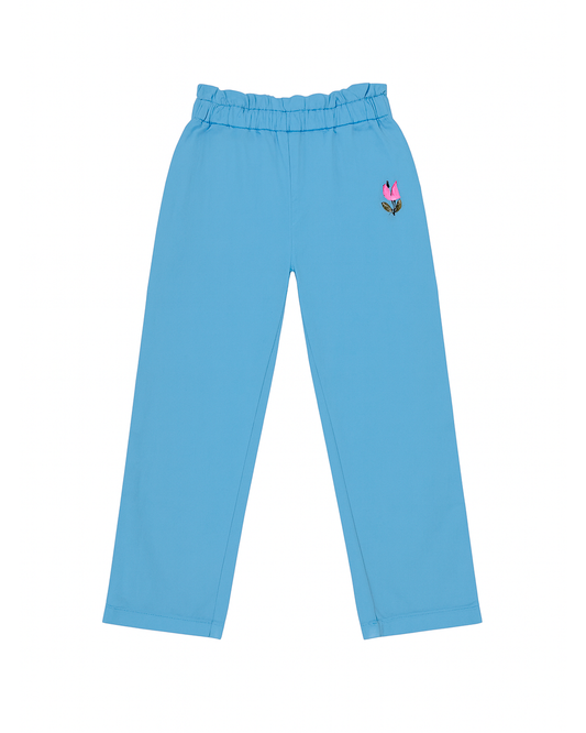 PANTALON BOLSILLO PARCHE NIÑA CELESTE